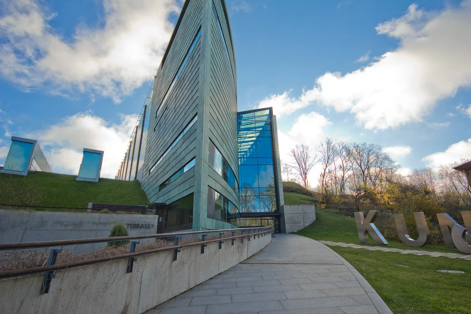 KUMU Art Museum in Kadriorg / Best of Tallinn Tour Tour image
