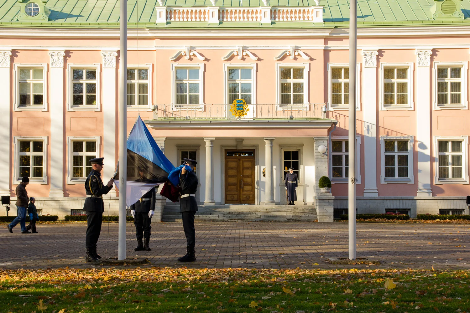 Presidential Palace in Kadriorg / Best of Tallinn Tour Tour image