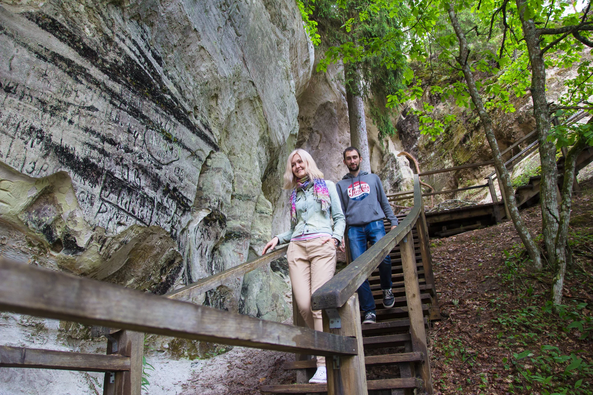 Sandstone cliffs at Sietiņiezis in the Gauja National Park Tour image